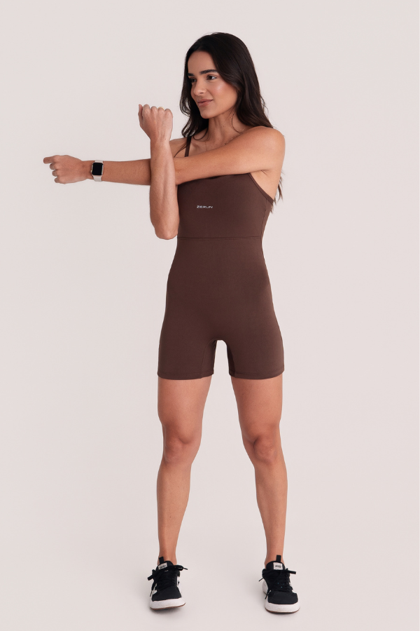 Macaquinho Fitness Alcinha Slim Essence Marrom